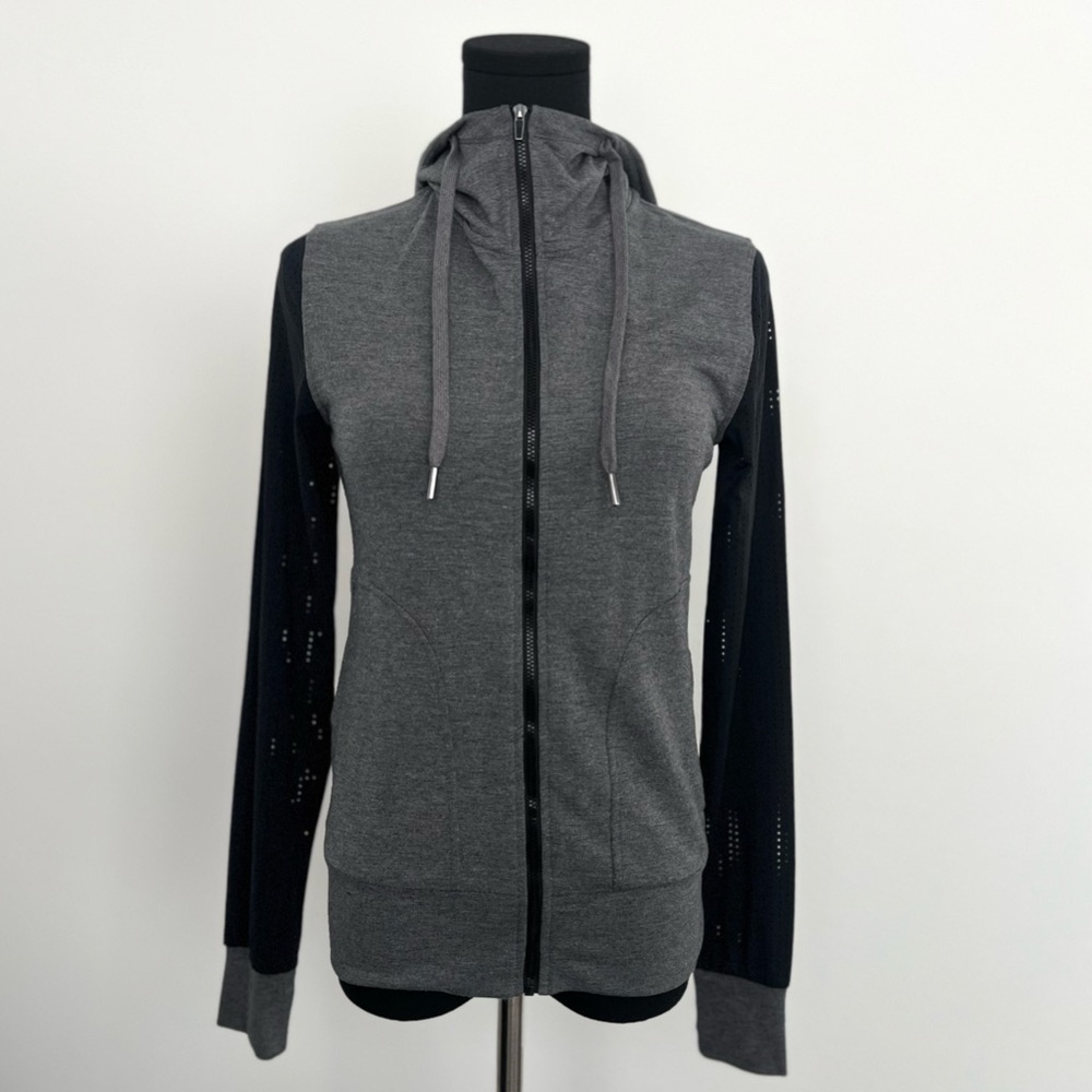 Shape Black and Gray Zip-Up Activewear Jacket in Size XS